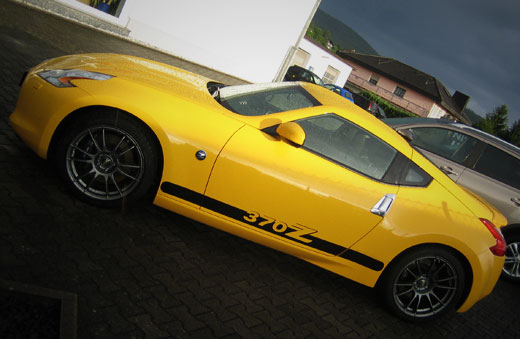 Yellow_Z_03